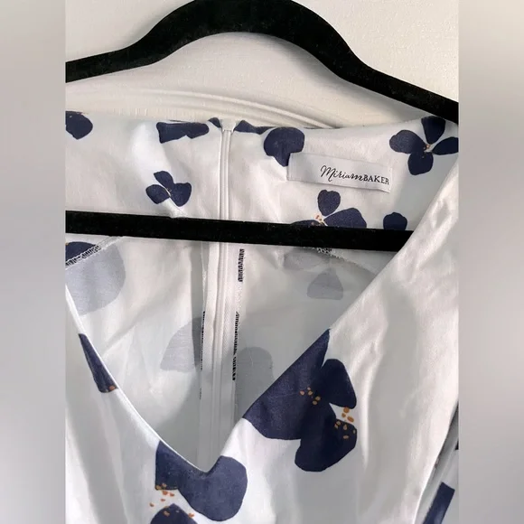 Miriam Baker, size 4, Mara dress in blue & white floral print. Made in Canada - Picture 2 of 6